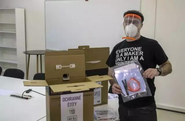 世界上最大的3D打印工廠正在加速幫助保護(hù)醫(yī)生