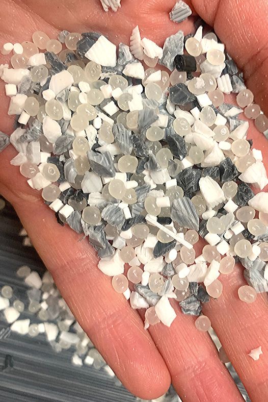 Model No公司從農業廢棄物中3D打印家具