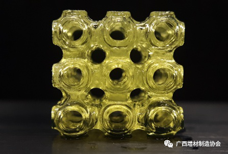 研究人員3D打印可調鐵電超材料