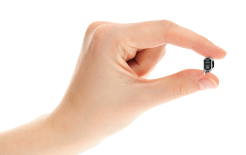 UCL研究人員制造3D打印抗菌助聽器以防止耳部感染