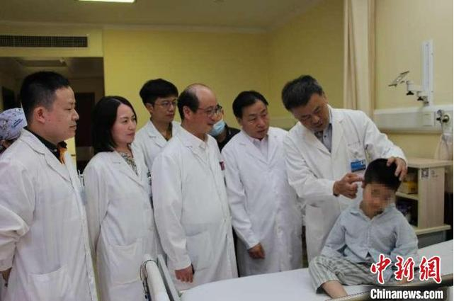 3D打印一體化成形，上海專家率先開展新技術(shù)造福耳缺損患者